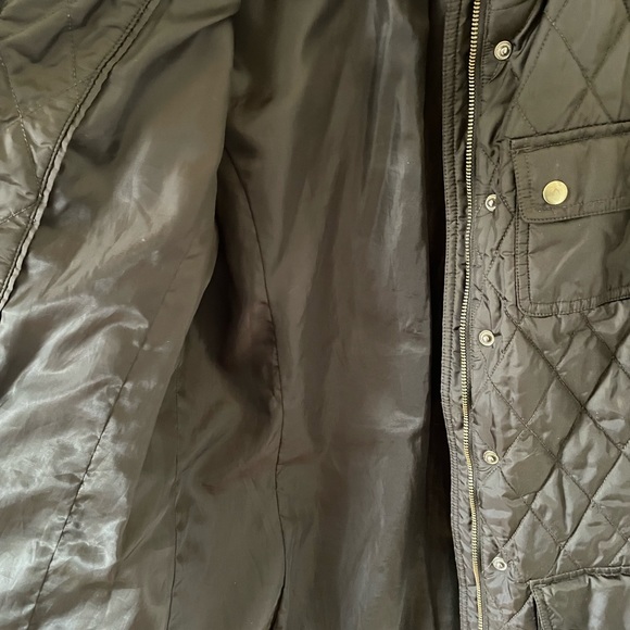 Banana Republic Quilted Jacket - Picture 7 of 8